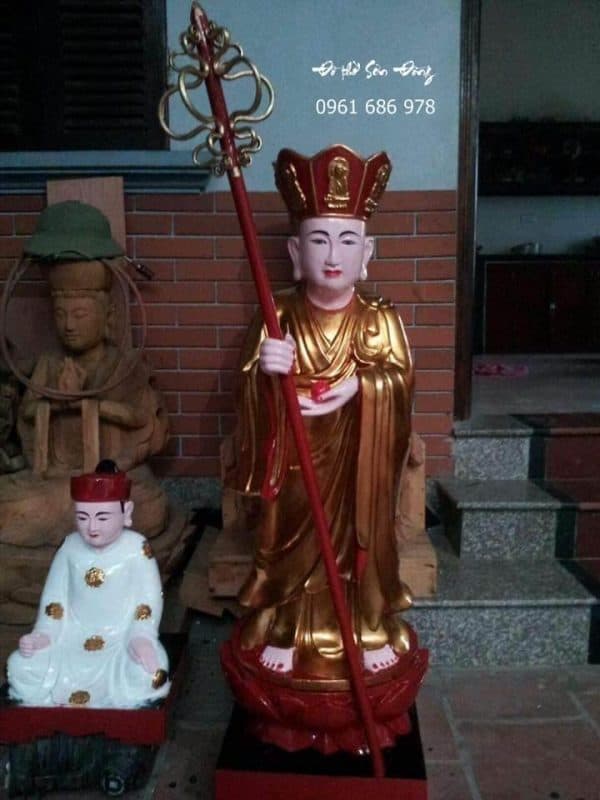 Tượng Địa Tạng Vương Bồ Tát đứng