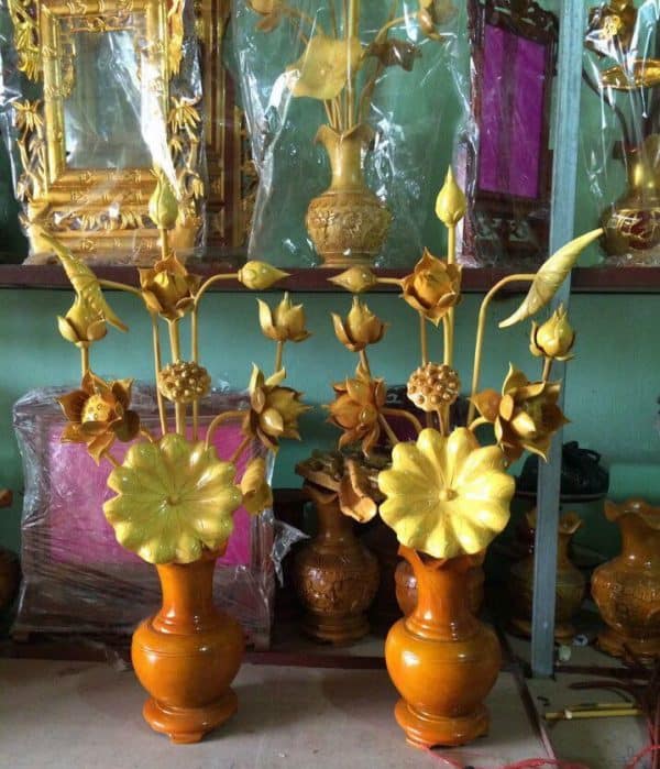 Bình hoa sen gỗ để bàn thờ