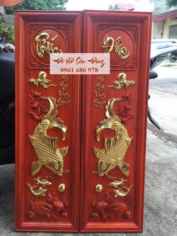 Tranh cá chép gỗ hương đỏ thếp vàng