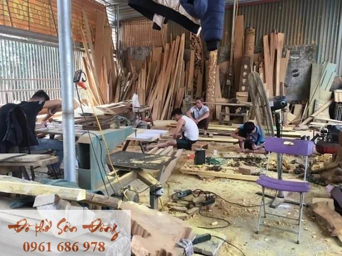 Đồ thờ Chí Trung: Gìn giữ hồn Việt trong từng nét chạm Sơn Đồng