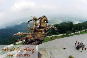 Thánh Gióng: Biểu tượng anh hùng bất tử trong tín ngưỡng dân gian Việt
