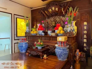 Sập Thờ: Nét Đẹp Cổ Kính Trong Không Gian Thờ Cúng Việt