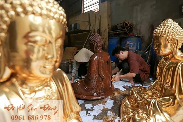 Cách bố trí bàn thờ gia tiên trong nhà ống